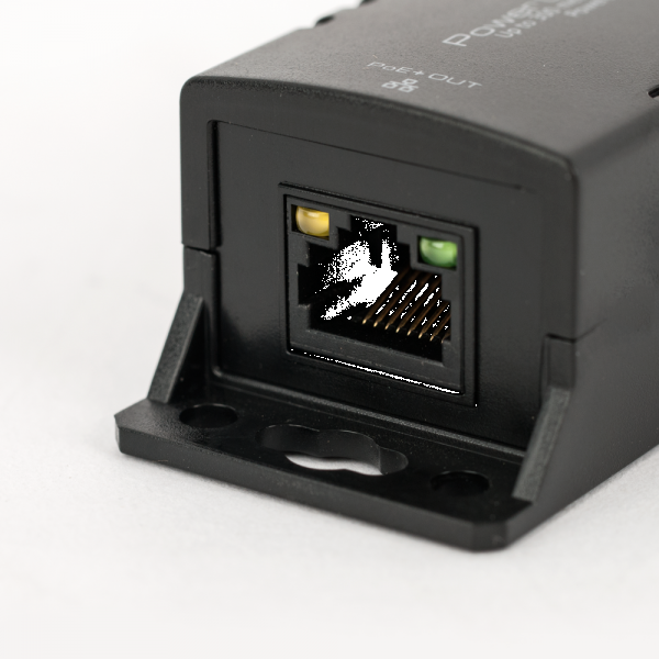 Repetor ethernet si POE 10/100 Mbps pentru relete de cupru 10/100Mbps - UTP3-VER01-POE Repetor ethernet si POE 10/100 Mbps pentru relete de cupru 10/100Mbps - UTP3-VER01-POE