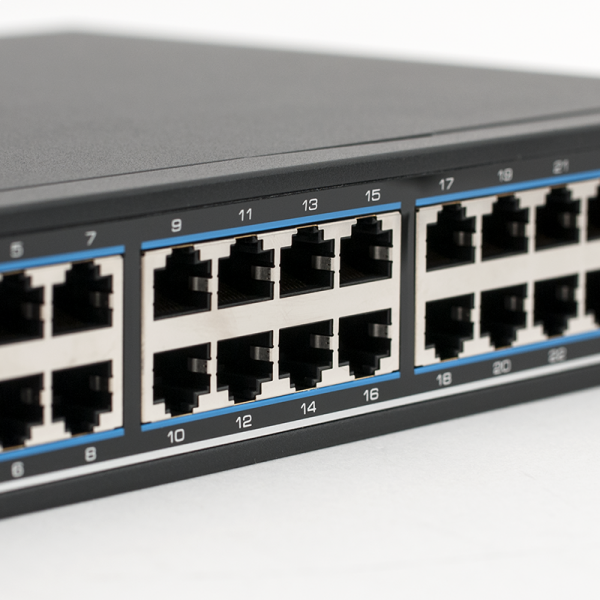Switch ethernet PoE+ cu functie PoE Watchdog, 24 porturi 10/100Mbps POE+ downlink, 2 porturi 10/100/1000Mbps uplink - SF26P-LM Switch ethernet PoE+ cu functie PoE Watchdog, 24 porturi 10/100Mbps POE+ downlink, 2 porturi 10/100/1000Mbps uplink - SF26P-LM